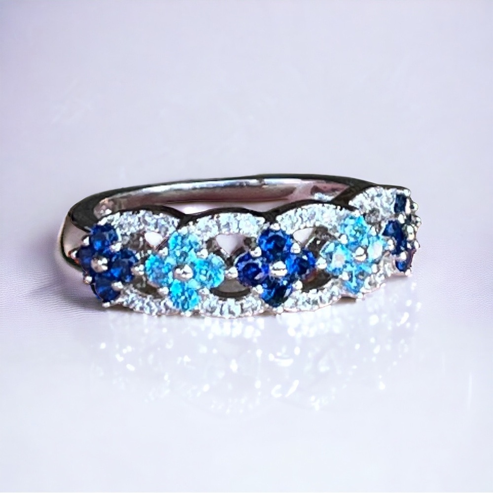 NEW Floral Blue Rhinestone Ring Silver Tone Band Swarovski Crystal Size 7 Womens